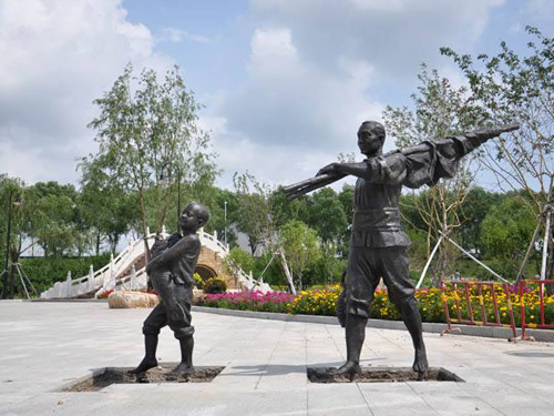 哈尔滨雕塑制作公司讲解铸铜雕塑的保养需要注意的问题点